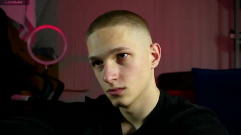 Dustyn online show from February 2025 04:50:02 PM