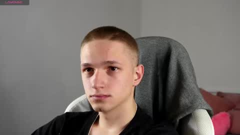 Dustyn online show from February 2025 02:44:02 PM