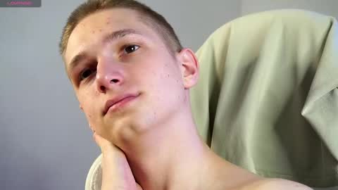 Dustyn online show from February 2025 10:39:02 PM