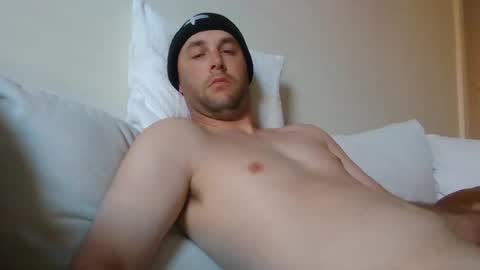 Snapshot of dustyroy09 chatting on January 2025 10:03:01 PM dustyroy09 online show from January 2025 10:03:01 PM