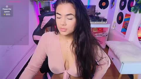 Snapshot of duulce_mia chatting on June 2026 11:31:01 AM duulce_mia online show from June 2026 11:31:01 AM