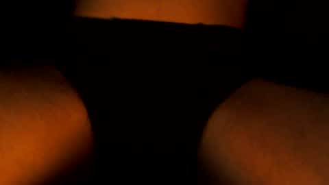 dveinz online show from April 2026 10:00:02 PM