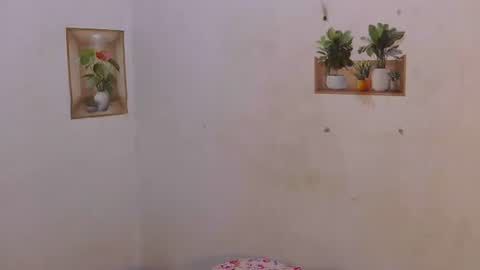 Snapshot of dy_namite chatting on May 2026 06:04:02 PM dy_namite online show from May 2026 06:04:02 PM