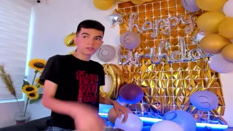 Snapshot of dylan_2005 chatting on September 2025 11:36:02 AM Dylan online show from September 2025 11:36:02 AM