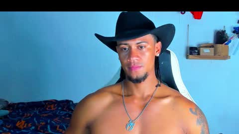 Snapshot of dylan_jake1 chatting on December 2025 02:25:01 PM Dylan online show from December 2025 02:25:01 PM