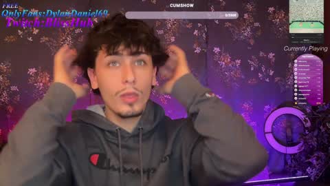 Snapshot of dylandaniel69 chatting on December 2024 09:48:01 PM Dylan Daniel 7.8 online show from December 2024 09:48:01 PM