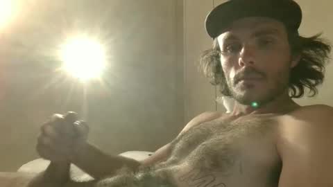 Snapshot of dylp400 chatting on December 2024 11:12:02 PM dylp400 online show from December 2024 11:12:02 PM