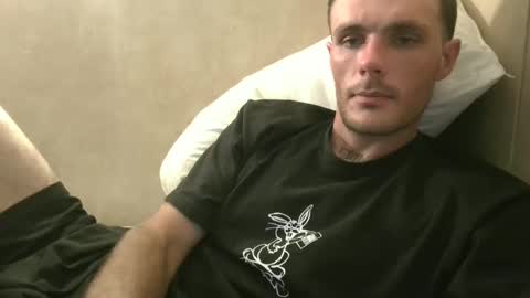 Snapshot of dylp400 chatting on December 2024 07:11:01 PM dylp400 online show from December 2024 07:11:01 PM