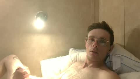 Snapshot of dylp400 chatting on January 2025 12:11:02 PM dylp400 online show from January 2025 12:11:02 PM