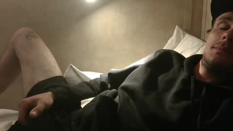 Snapshot of dylp400 chatting on February 2025 11:27:02 AM dylp400 online show from February 2025 11:27:02 AM