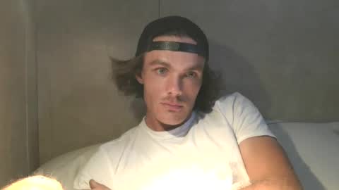 Snapshot of dylp400 chatting on September 2025 07:47:01 PM dylp400 online show from September 2025 07:47:01 PM