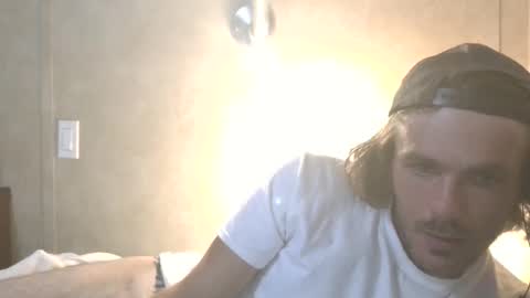 Snapshot of dylp400 chatting on October 2025 01:58:02 AM dylp400 online show from October 2025 01:58:02 AM