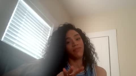 Snapshot of dynasty313 chatting on January 2025 02:37:01 PM Dynasty online show from January 2025 02:37:01 PM