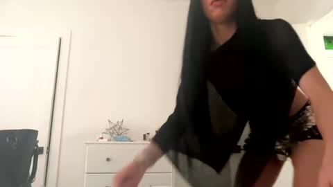 Snapshot of dynasty313 chatting on January 2026 06:23:01 PM Dynasty online show from January 2026 06:23:01 PM