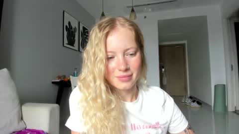 fansly - yourbestbaby online show from February 2025 03:09:02 AM