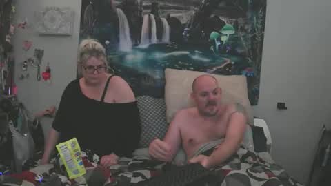 eandr6446 online show from November 2025 05:07:02 AM