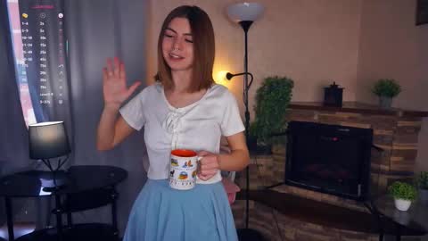 Emma online show from September 2025 05:11:02 AM