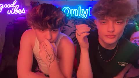 Snapshot of eastinwestin chatting on February 2026 08:57:01 AM eastinwestin online show from February 2026 08:57:01 AM