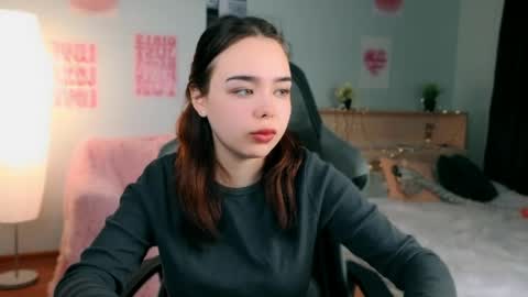 Luna online show from May 2026 07:20:02 PM