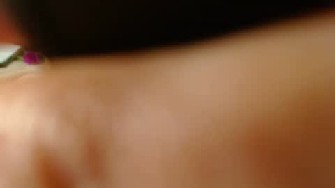 Six online show from January 2025 12:29:01 PM