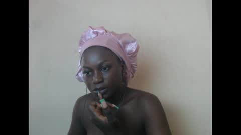 Snapshot of eatuupx chatting on January 2025 01:15:01 PM eatuupx online show from January 2025 01:15:01 PM