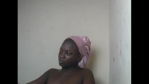 Snapshot of eatuupx chatting on January 2025 01:52:01 PM eatuupx online show from January 2025 01:52:01 PM