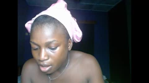 Snapshot of eatuupx chatting on February 2025 10:21:02 PM eatuupx online show from February 2025 10:21:02 PM