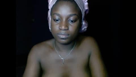 Snapshot of eatuupx chatting on February 2025 01:52:02 AM eatuupx online show from February 2025 01:52:02 AM