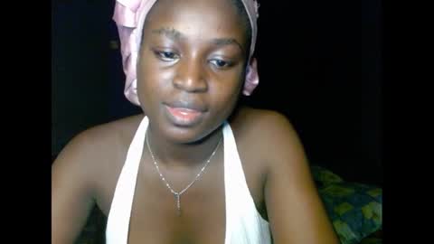 Snapshot of eatuupx chatting on February 2025 10:18:02 PM eatuupx online show from February 2025 10:18:02 PM