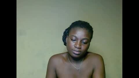 Snapshot of eatuupx chatting on March 2025 04:41:01 AM eatuupx online show from March 2025 04:41:01 AM