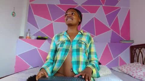 Alika Ashanti online show from February 2025 08:03:01 PM