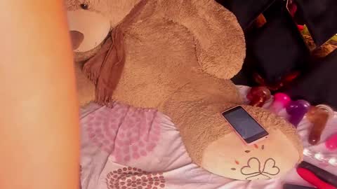 Luci  online show from February 2025 06:44:01 AM