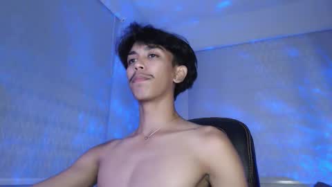 Snapshot of ebony_fuckboy chatting on September 2025 07:40:02 PM ebony_fuckboy online show from September 2025 07:40:02 PM