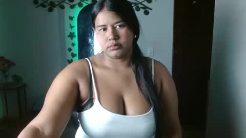 Snapshot of ebony_luna1 chatting on April 2026 01:03:02 PM ebony_luna1 online show from April 2026 01:03:02 PM