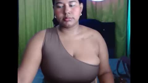 Snapshot of ebony_luna1 chatting on May 2026 01:38:01 PM ebony_luna1 online show from May 2026 01:38:01 PM