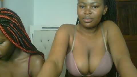 Snapshot of ebony_meeky chatting on October 2025 02:59:02 PM ebony_meeky online show from October 2025 02:59:02 PM