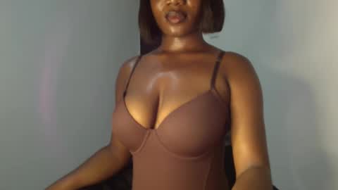delilah online show from March 2026 06:44:02 PM