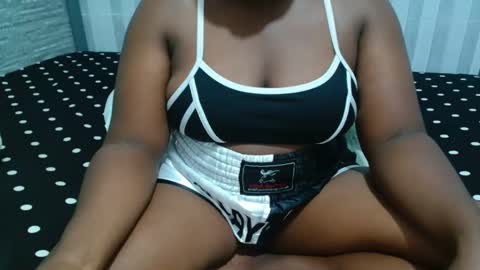 Snapshot of ebony_sabrina chatting on January 2026 06:33:02 PM Sabrina online show from January 2026 06:33:02 PM