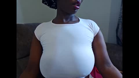 Ebony Melanie online show from October 2025 11:31:02 AM
