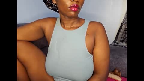 Ebony Melanie online show from November 2025 11:47:01 PM