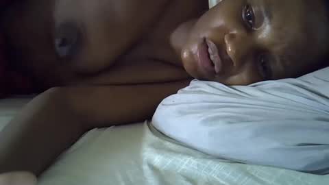 Snapshot of ebonycutegal4 chatting on April 2026 08:48:01 AM MELLEN online show from April 2026 08:48:01 AM