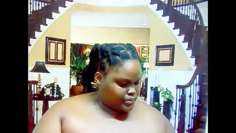 Snapshot of ebonyhotbuns4u2luv chatting on February 2025 09:53:02 PM ebonyhotbuns4u2luv online show from February 2025 09:53:02 PM