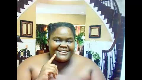 Snapshot of ebonyhotbuns4u2luv chatting on February 2025 10:04:02 AM ebonyhotbuns4u2luv online show from February 2025 10:04:02 AM