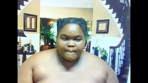 Snapshot of ebonyhotbuns4u2luv chatting on February 2025 10:26:01 AM ebonyhotbuns4u2luv online show from February 2025 10:26:01 AM
