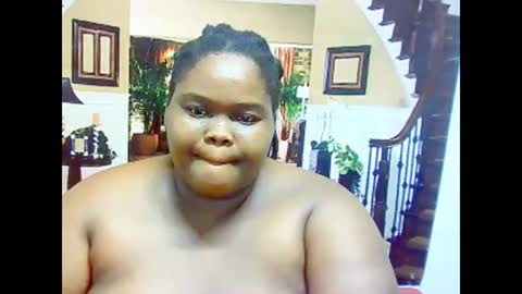 Snapshot of ebonyhotbuns4u2luv chatting on March 2025 08:43:01 AM ebonyhotbuns4u2luv online show from March 2025 08:43:01 AM