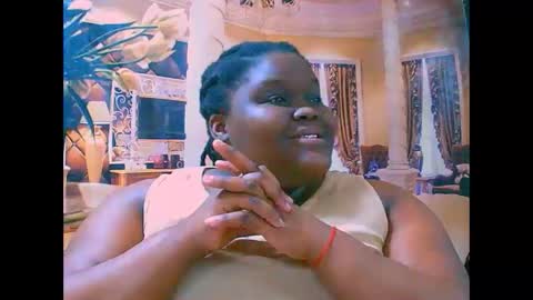 Snapshot of ebonyhotbuns4u2luv chatting on September 2025 09:19:02 AM ebonyhotbuns4u2luv online show from September 2025 09:19:02 AM