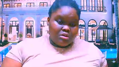Snapshot of ebonyhotbuns4u2luv chatting on September 2025 07:28:02 PM ebonyhotbuns4u2luv online show from September 2025 07:28:02 PM