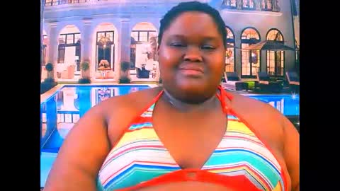 Snapshot of ebonyhotbuns4u2luv chatting on June 2026 06:57:01 PM ebonyhotbuns4u2luv online show from June 2026 06:57:01 PM