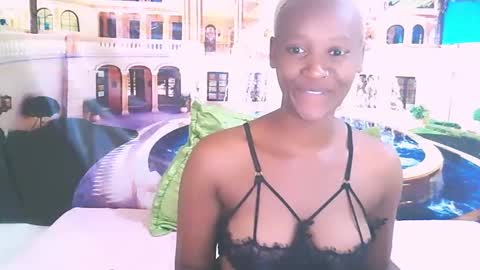 Snapshot of ebonyolive69 chatting on October 2025 09:32:01 AM Cindy online show from October 2025 09:32:01 AM