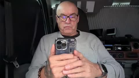 eddelmar online show from December 2025 02:02:02 PM